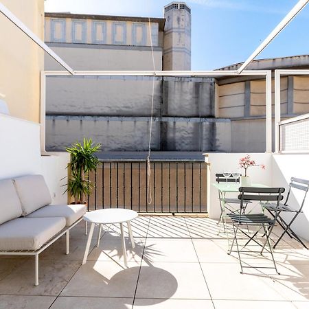 Duplex Con Terraza Junto A La Catedral Lägenhet Sevilla Exteriör bild