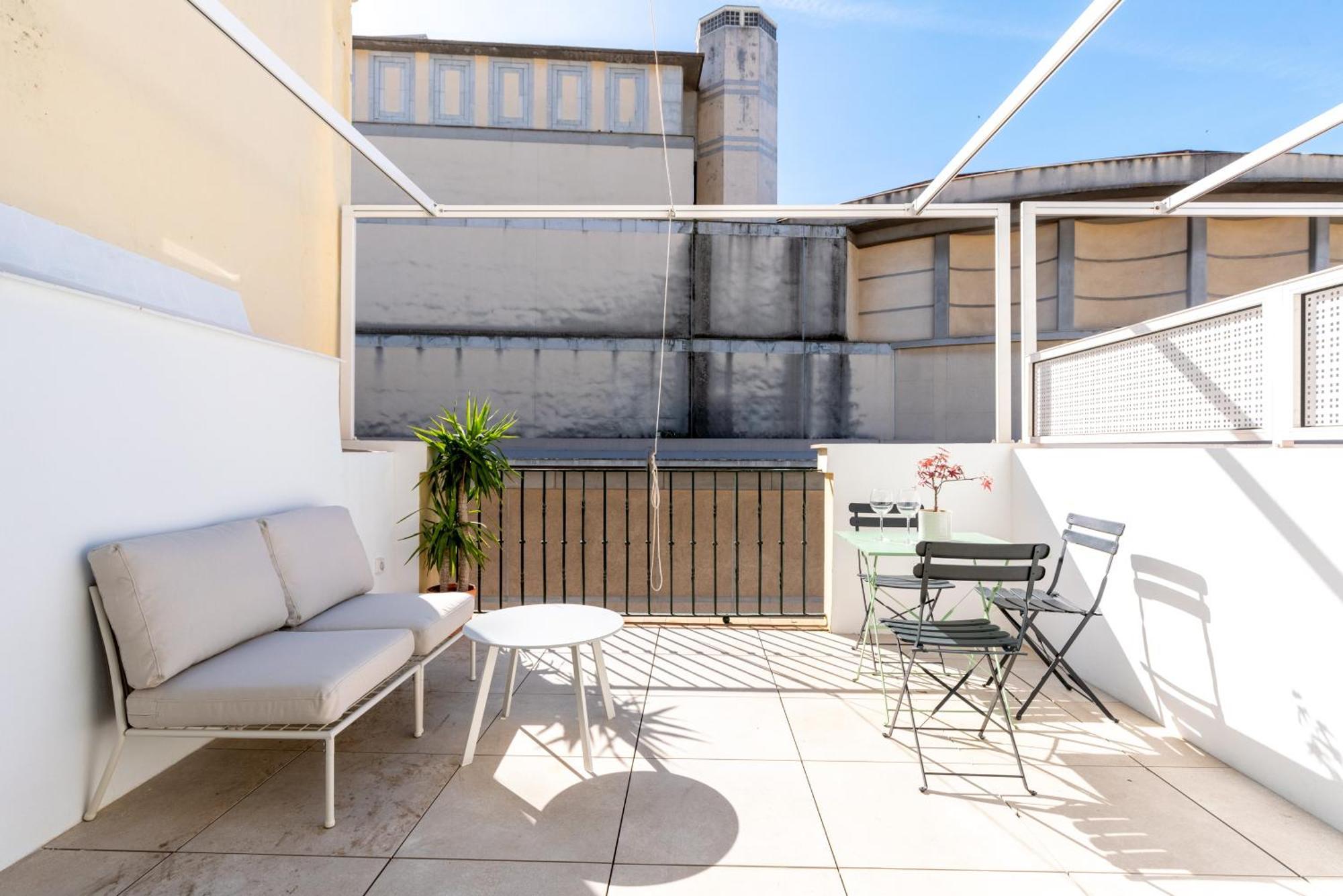 Duplex Con Terraza Junto A La Catedral Lägenhet Sevilla Exteriör bild